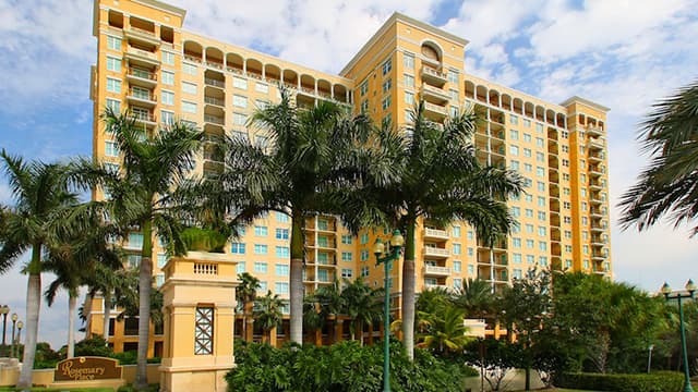 Renaissance Hotel Photo